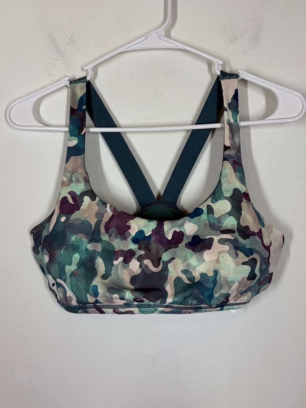 SPANX Printed Low Impact Sports Bra Size Medium - Picture 3 of 7